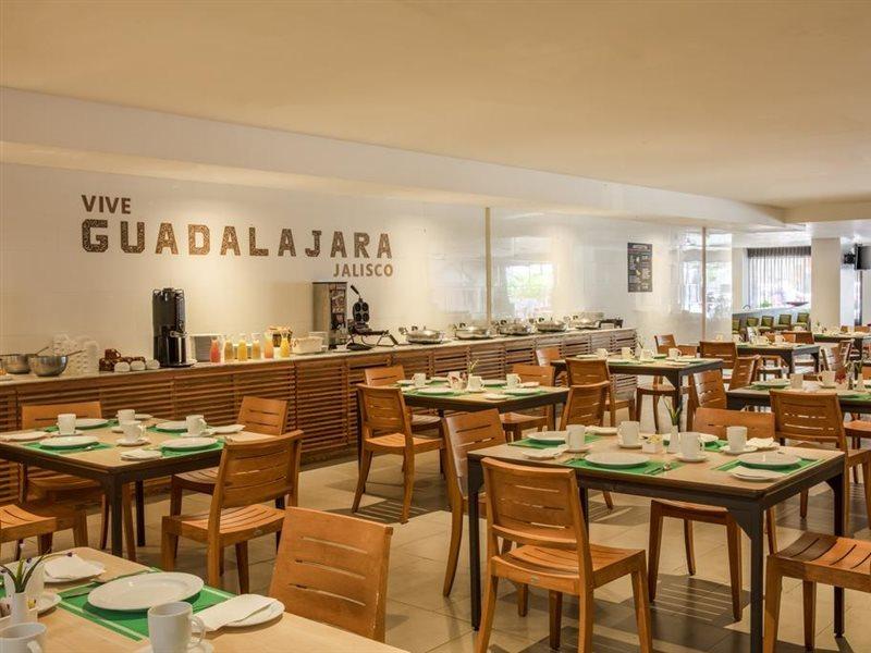 Real Inn Guadalajara Expo Екстериор снимка