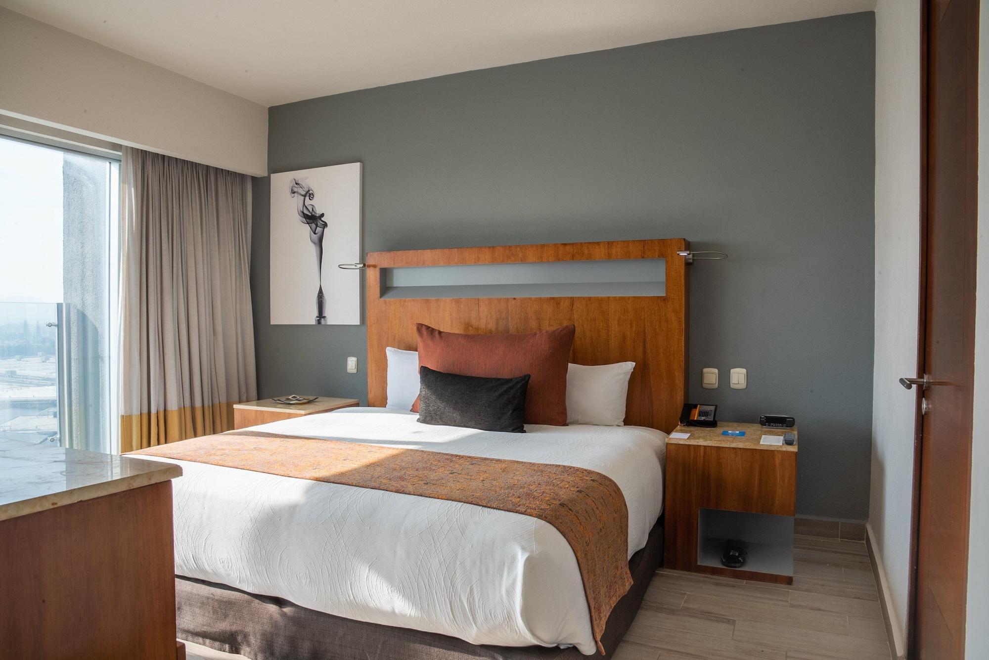 Real Inn Guadalajara Expo Екстериор снимка