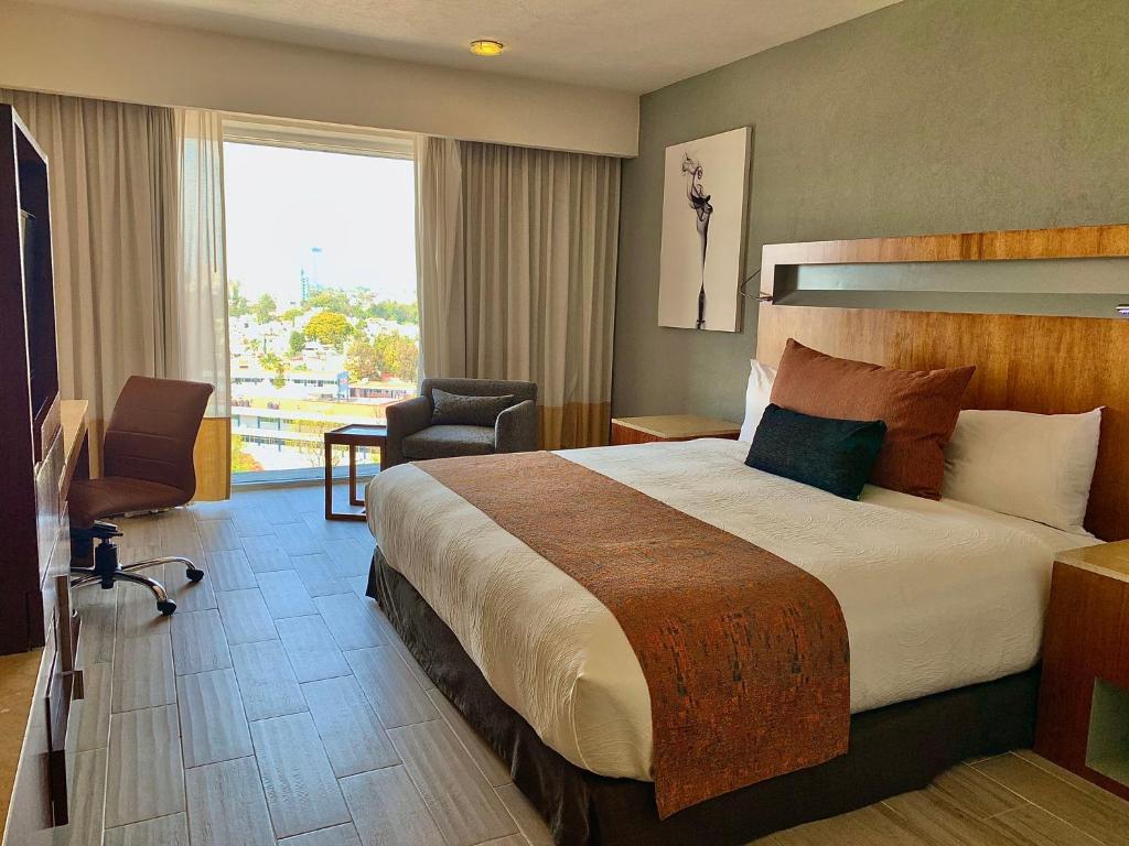 Real Inn Guadalajara Expo Екстериор снимка