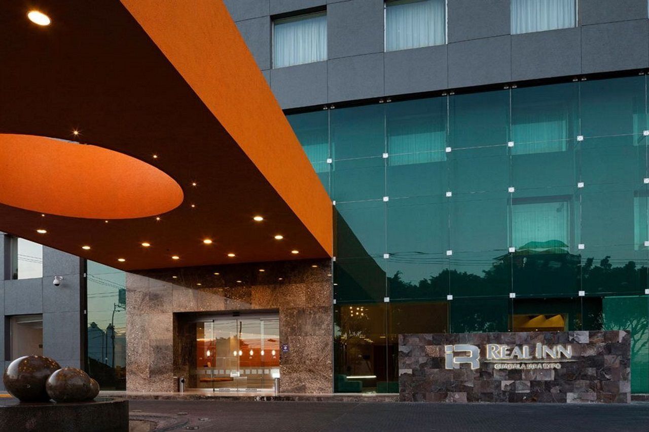 Real Inn Guadalajara Expo Екстериор снимка
